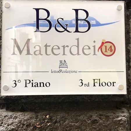 Materdei 14 * Neapol