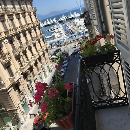 Gramsci 21 Naples