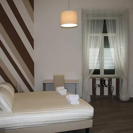 Bed & Breakfast Be Italian Flat Duomo 319 Napoli