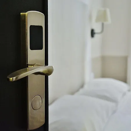 Hotel Ideal Walk Neapol