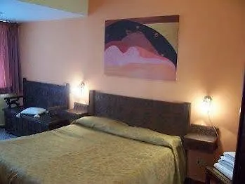 Soriano44 3* Napoli