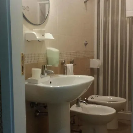 Bed & Breakfast Napoli Centrale Gasthof
