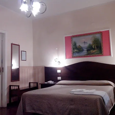 Bed & Breakfast Napoli Centrale Gasthof 3*