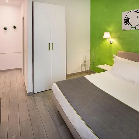 לינה וארוחת בוקר Istayintoledo Luxury