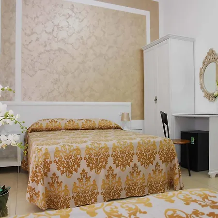 Orsa Maggiore 3* Naples