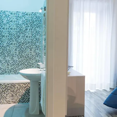 Napoli's Gold Guest house