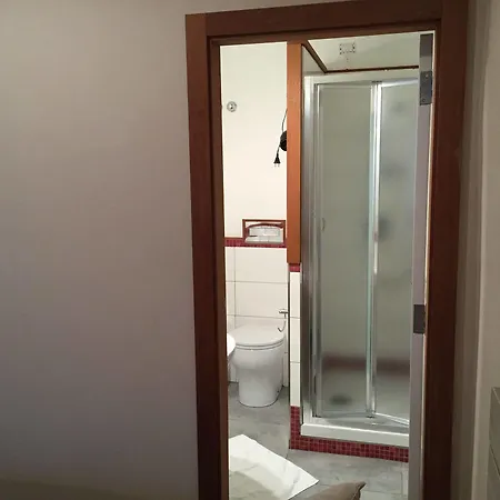 לינה וארוחת בוקר Chez Moi