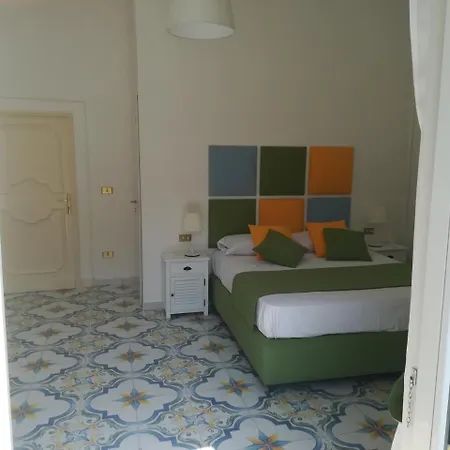 Bed & Breakfast Suitenapolisantalucia Naples