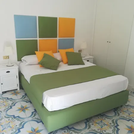Suitenapolisantalucia Bed & Breakfast