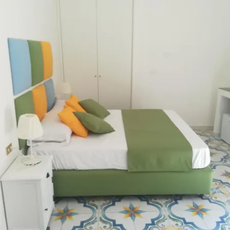 Bed & Breakfast Suitenapolisantalucia Naples