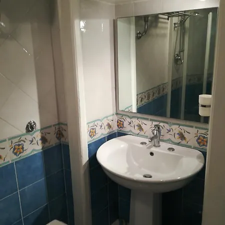 Suitenapolisantalucia Bed & Breakfast Naples
