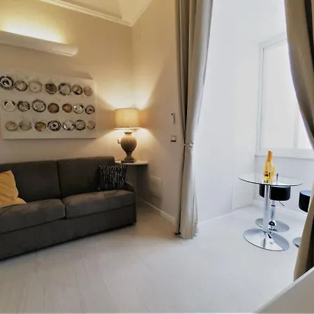 Royal Luxury Neapel