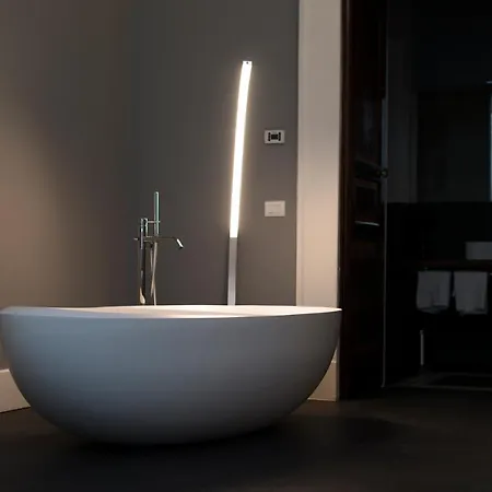 Foro Carolino S&b Oda ve Kahvaltı Napoli