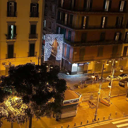 Capitale 2* Neapol