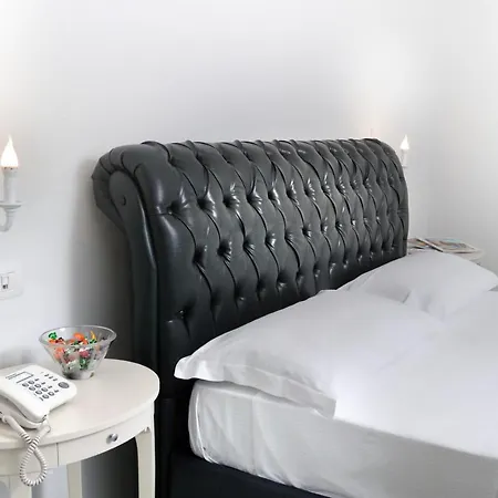 Hotel Barbarella *