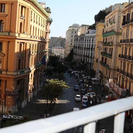 Suitenapolisantalucia * Naples