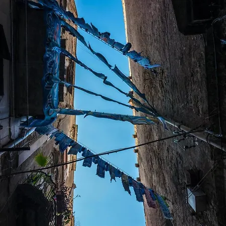 Konukevi Art Nel Cuore Di Napoli