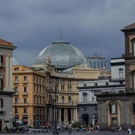 Art Nel Cuore Di Napoli