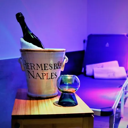 Hermes For Tourists ナポリ