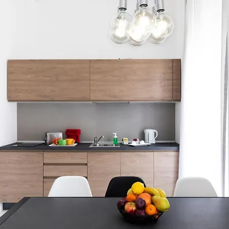 Acate81 Lifestyle * Naples