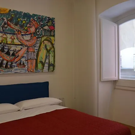 Dimora Megaride Oda ve Kahvaltı Napoli