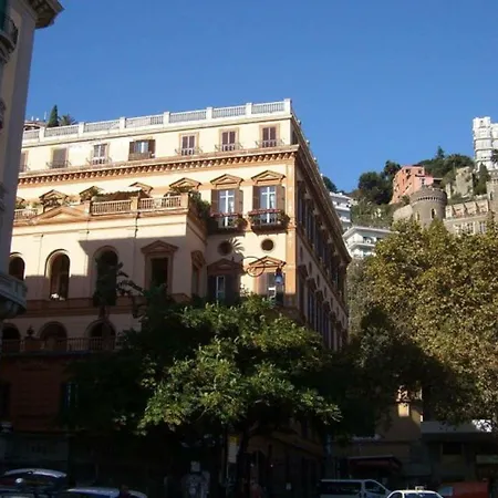 Amedeo Gæstehus Napoli