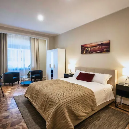 Silia House Centro 那不勒斯