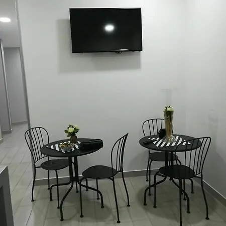 Bed & Breakfast Neapolis Center 2*