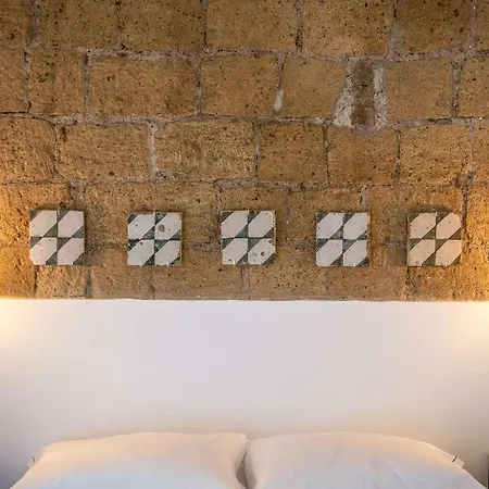 Borgo Vergini Garden 2* Napoli
