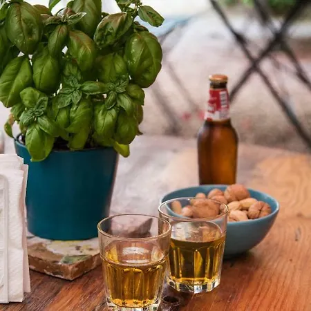 Bed & Breakfast Borgo Vergini Garden Napoli