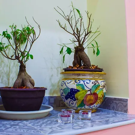 Holiday Art Oda ve Kahvaltı