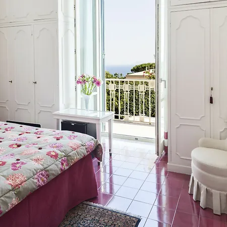 Villa Marechiaro - Villa & Relais Naples