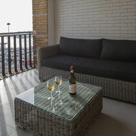 Relais Castel Nuovo 3* Naples