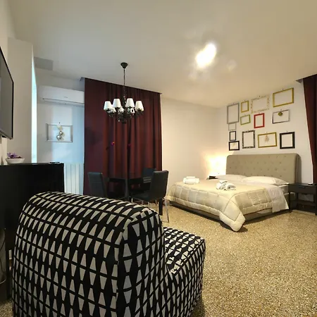 Napoli Central City 2* Νάπολη