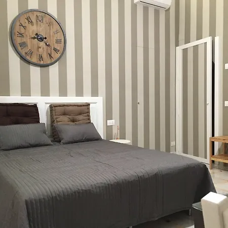 - Casa Luciana Style - Vomero Nyaraló *