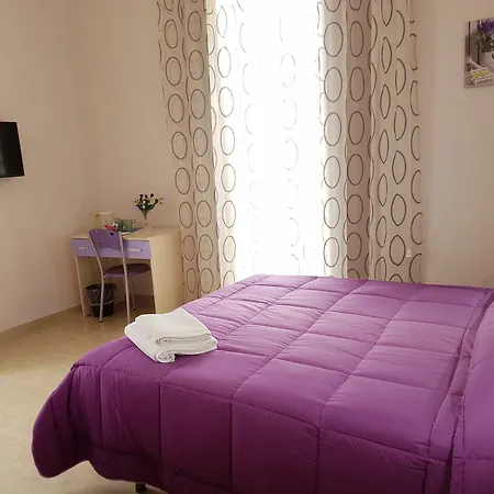 Napul'e 2* Неаполь