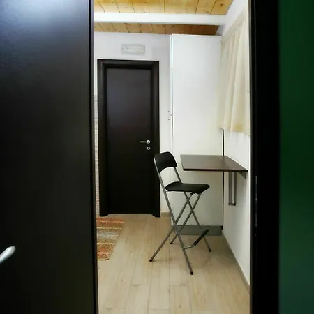 2 2* Νάπολη