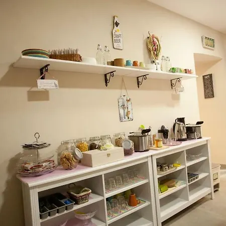 Cara Bed and Breakfast Νάπολη