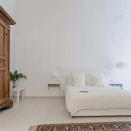 Palazzo Venusio * Napels