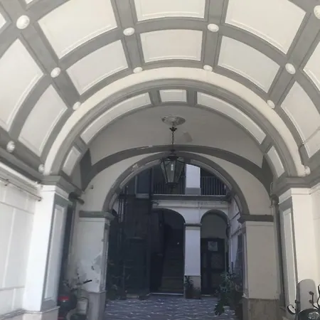 Apartment Virgil's Naples