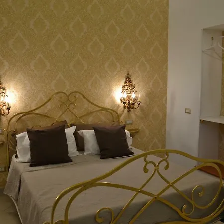 Guest house Domus Sanfelice *