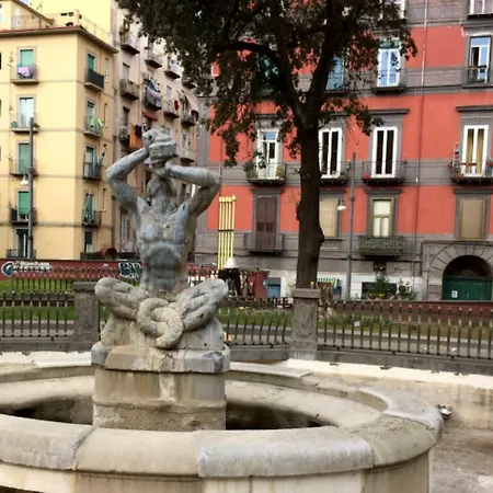Triton * Napoli