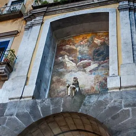 Borgo Di San Gennaro * Naples