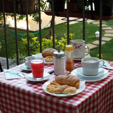 Bed and Breakfast Ingiropernapoli Νάπολη
