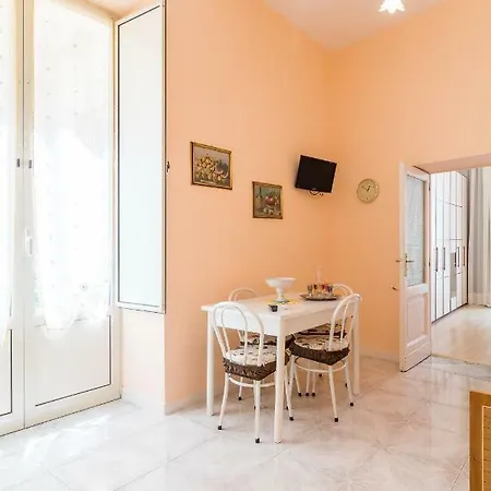 Casa vacanze La Finestra Sul Monastero Chiostro