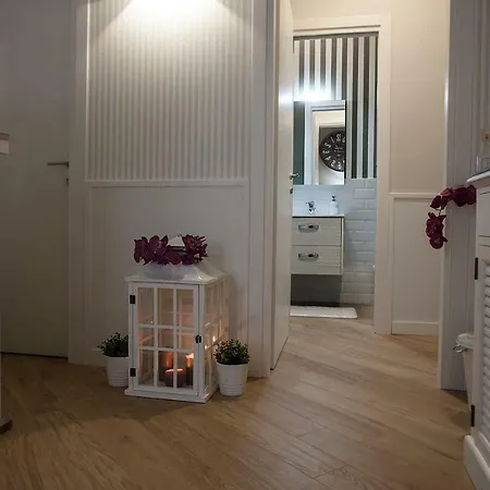 Relais Al Museo Πανσιόν Νάπολη