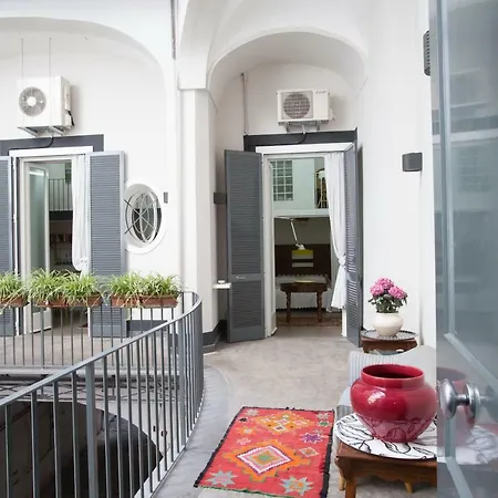 Palazzo Reale - Monte Di Dio Napoli