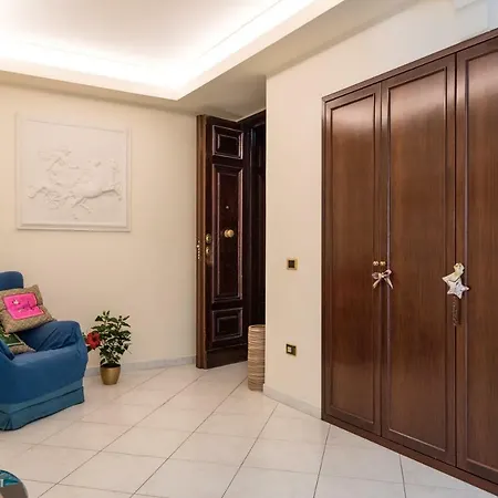 Apartment Cuore Napoletano A Due Passi Dal Lungomare