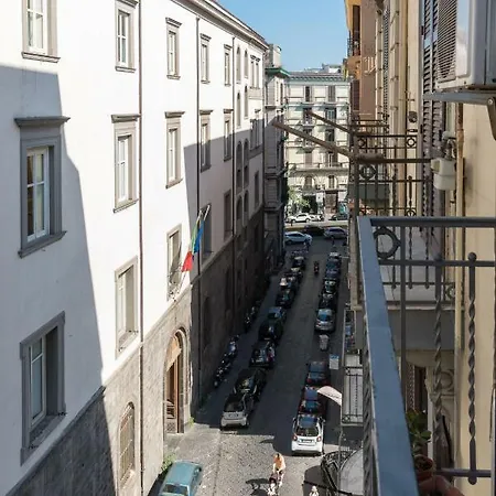 Cuore Napoletano A Due Passi Dal Lungomare * Naples