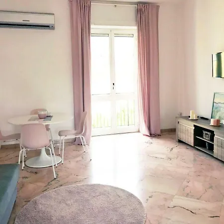Casa Rosa דירה נאפולי